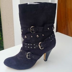 Black Belt Straped Boots, Size 7